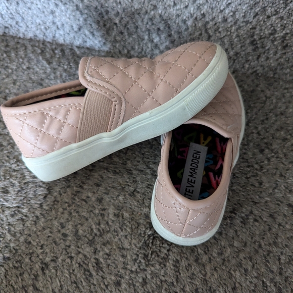 Steve Madden Little girl shoes - Picture 2 of 4